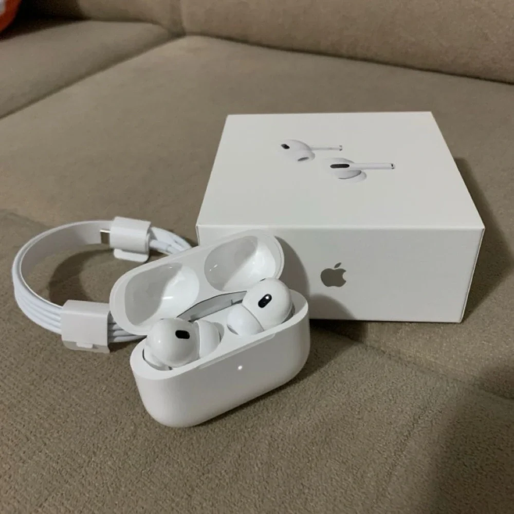 Apple AirPods Pro 2nd Gen with Charging Case - White